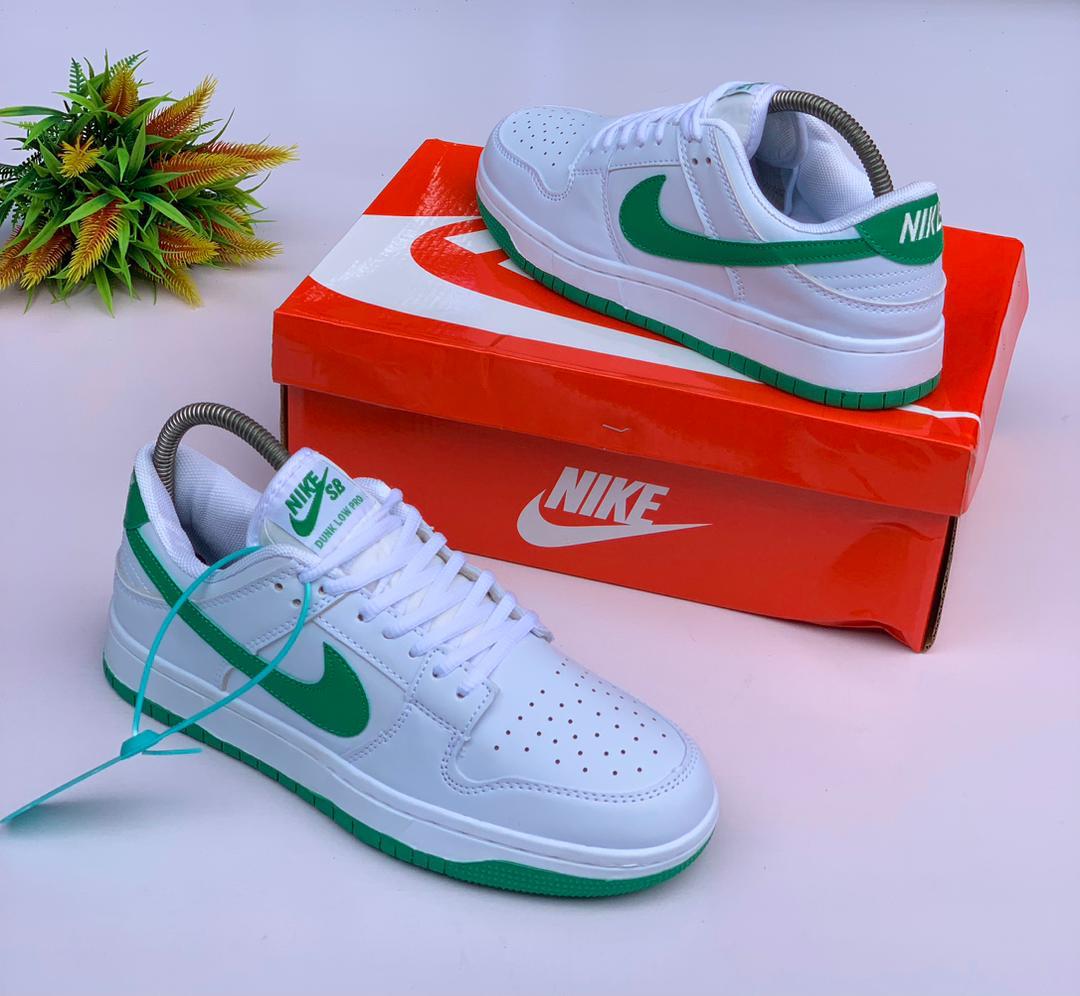 White green low unisex sneakers