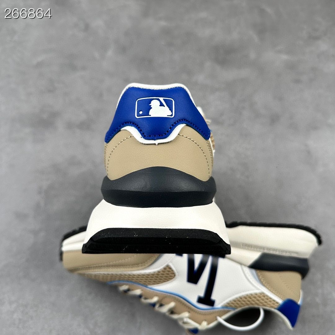 MLB SNEAKERS