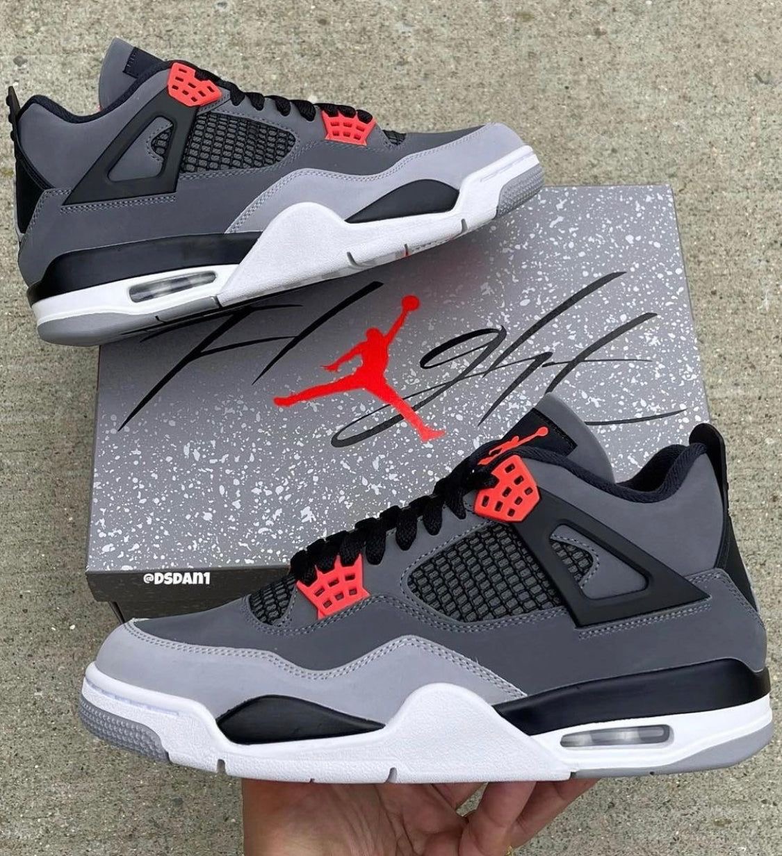 Infrared Air Jordan 4