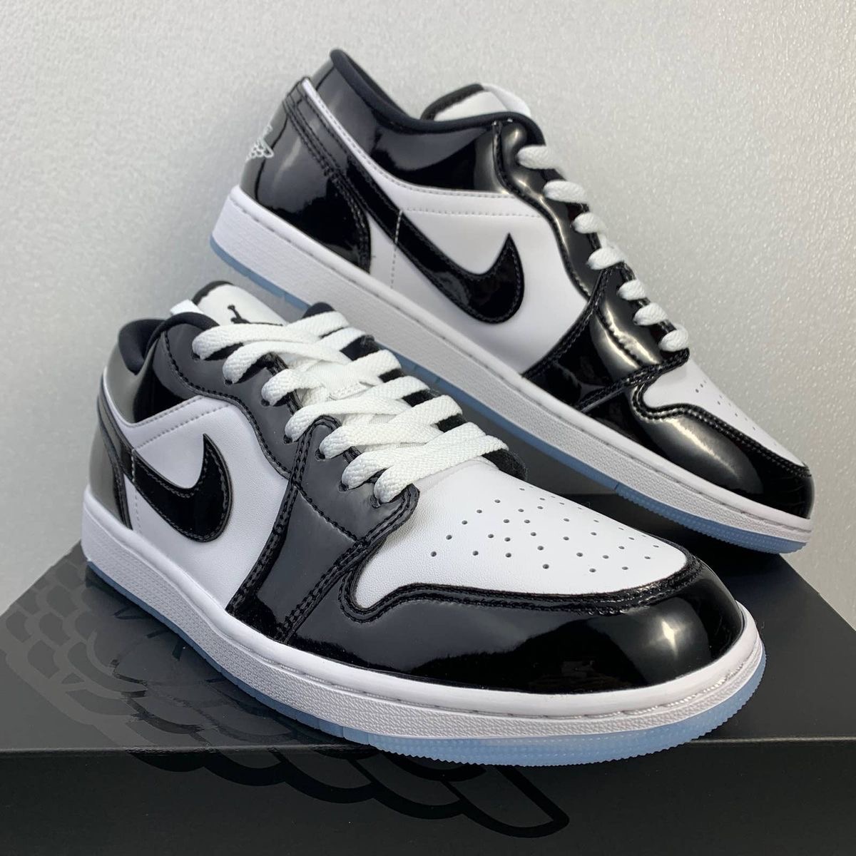 White and Black Luxury Glossy Jordan