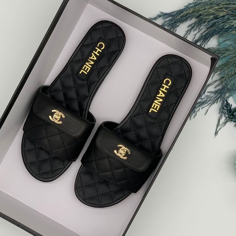 Chanel logo Slippers