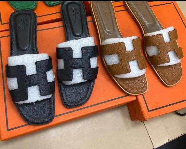 Luxury Hermes Slippers (Premium Quality)