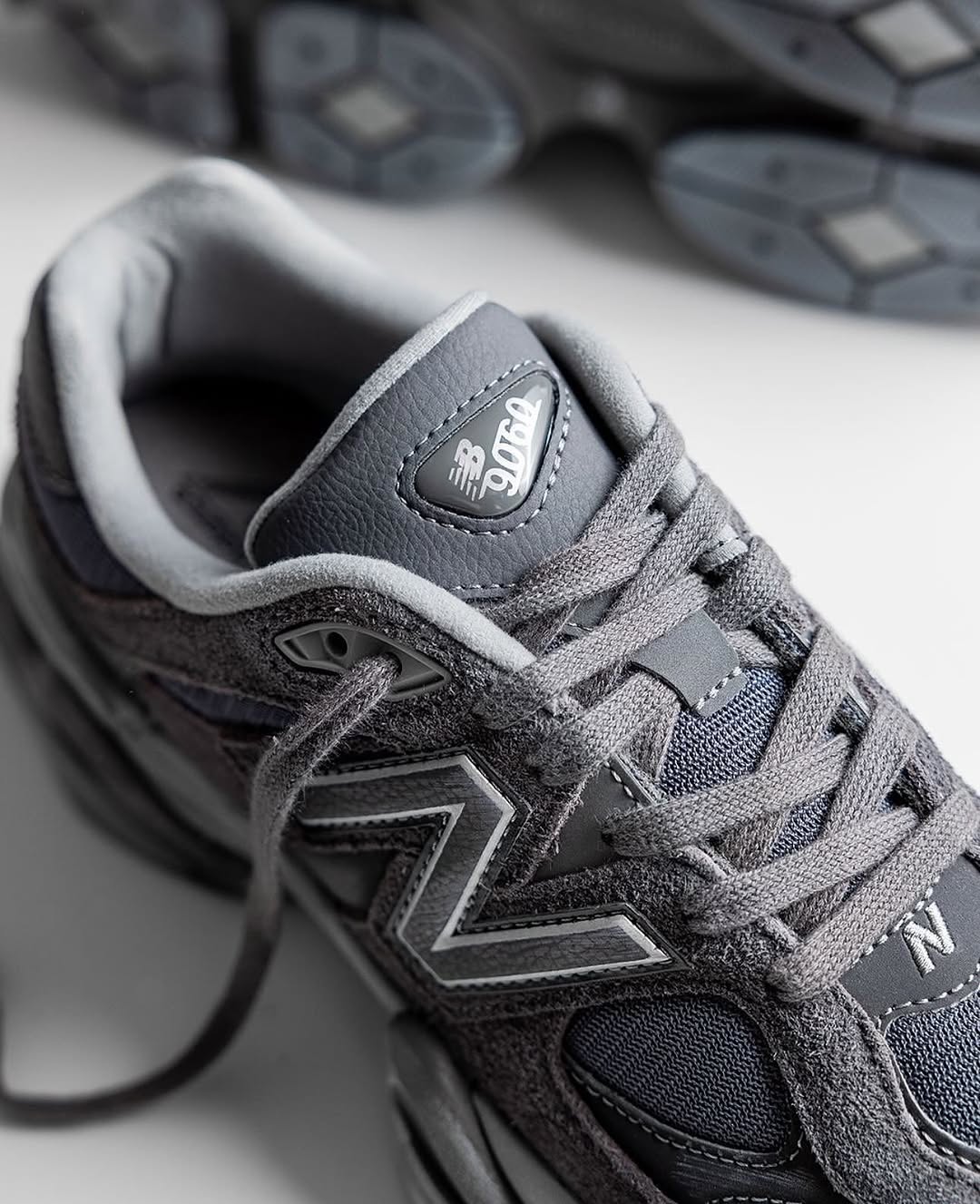 PREMIUM QUALITY NB 9060 ASH