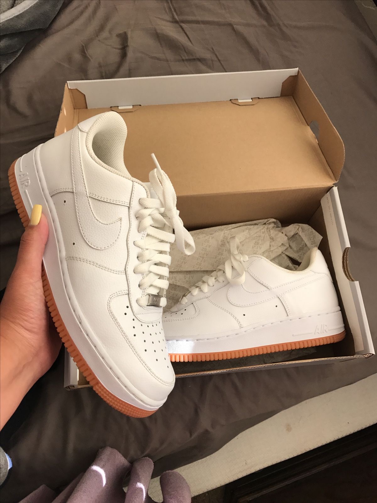 Af 1low brown bottom ( Premuim Quality )