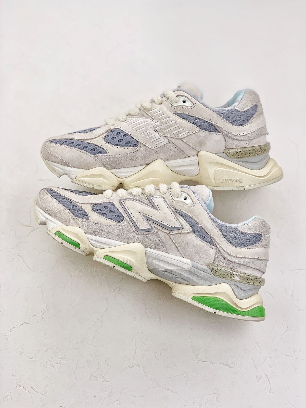 Premium Quality Brick & Wood NB 9060