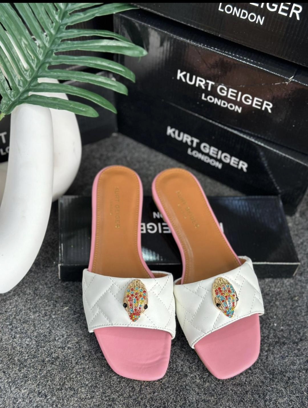 Kurt Geiger slippers