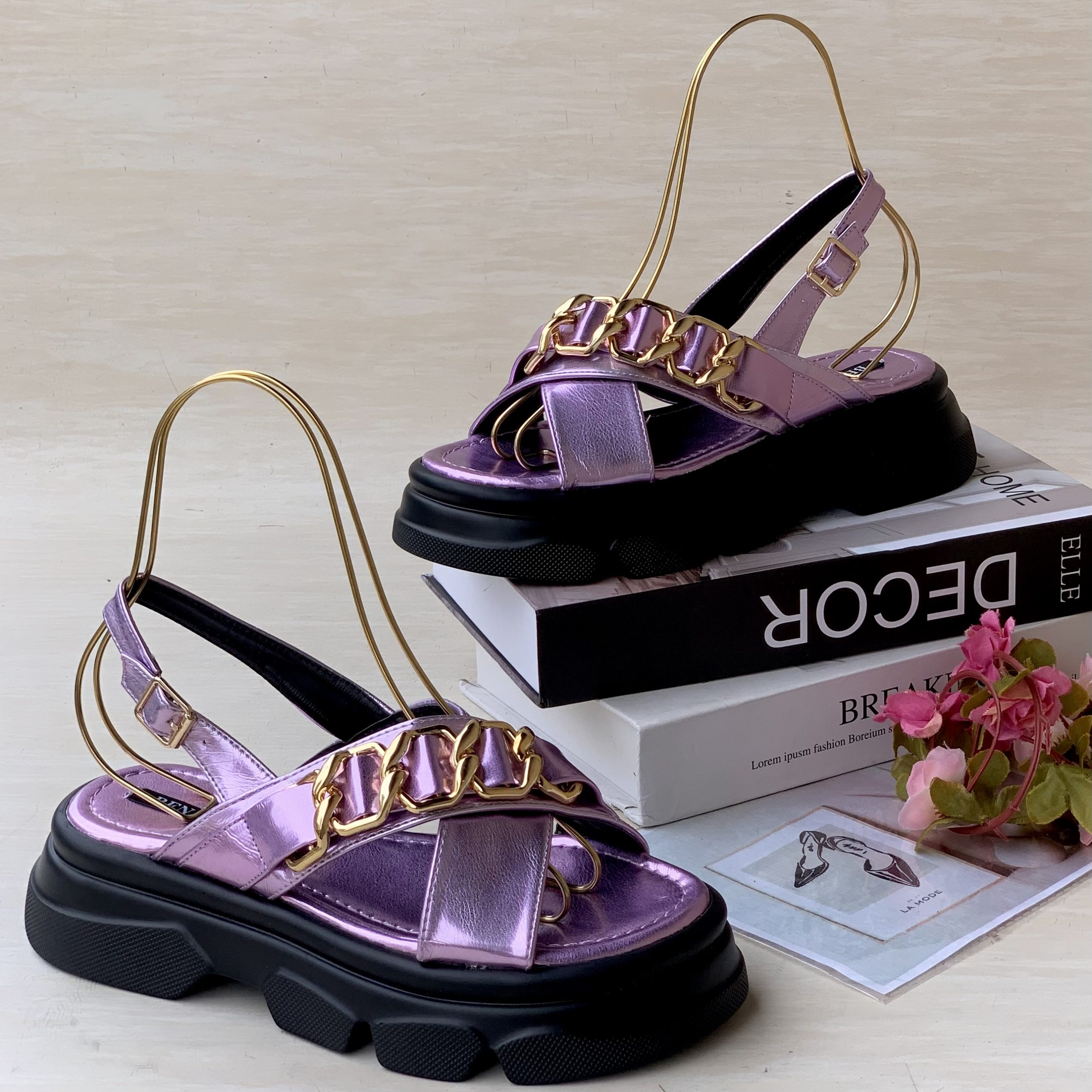 Stock sandals high Quality