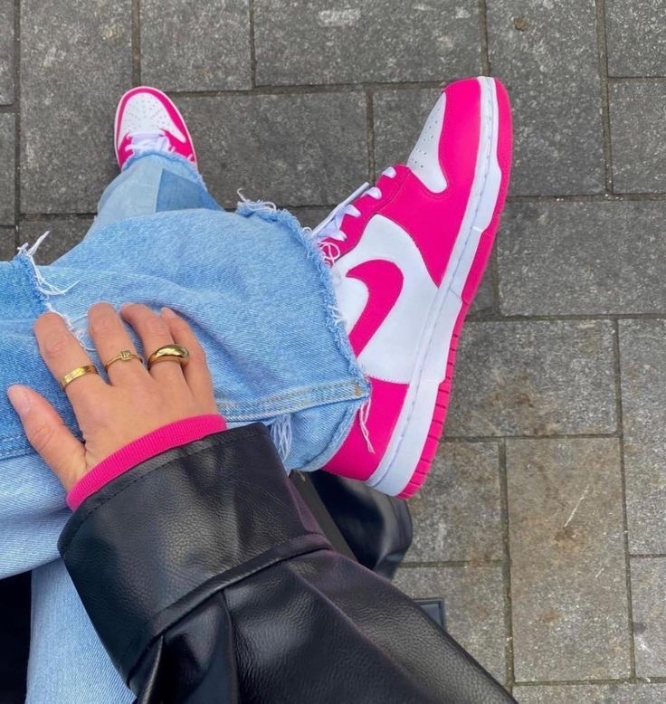 Pinky SB Sneakers 🩷