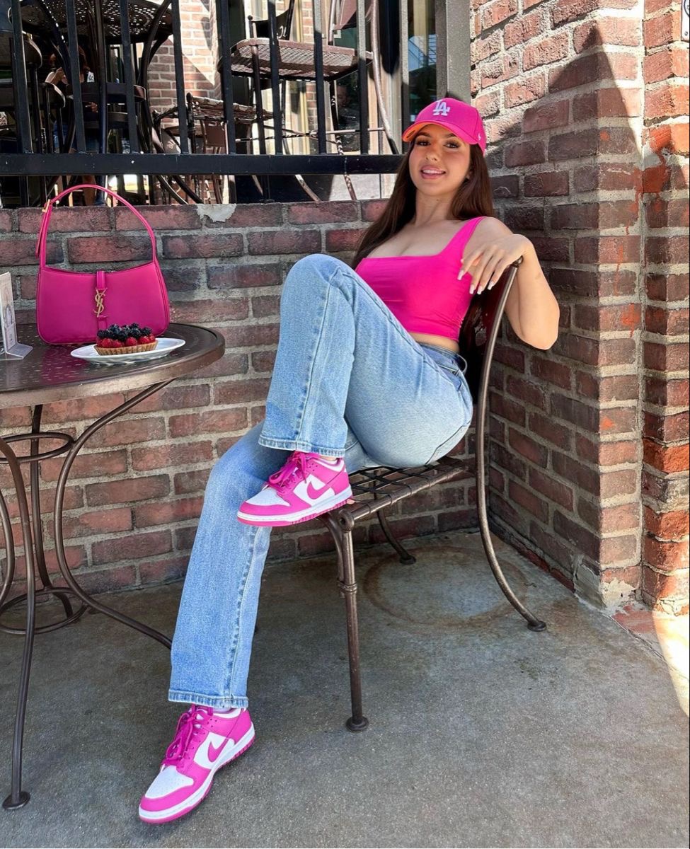 Pinky SB Sneakers 🩷