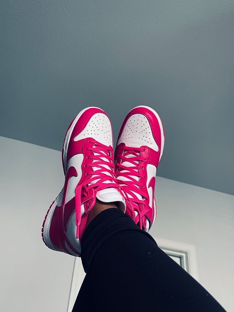 Pinky SB Sneakers 🩷