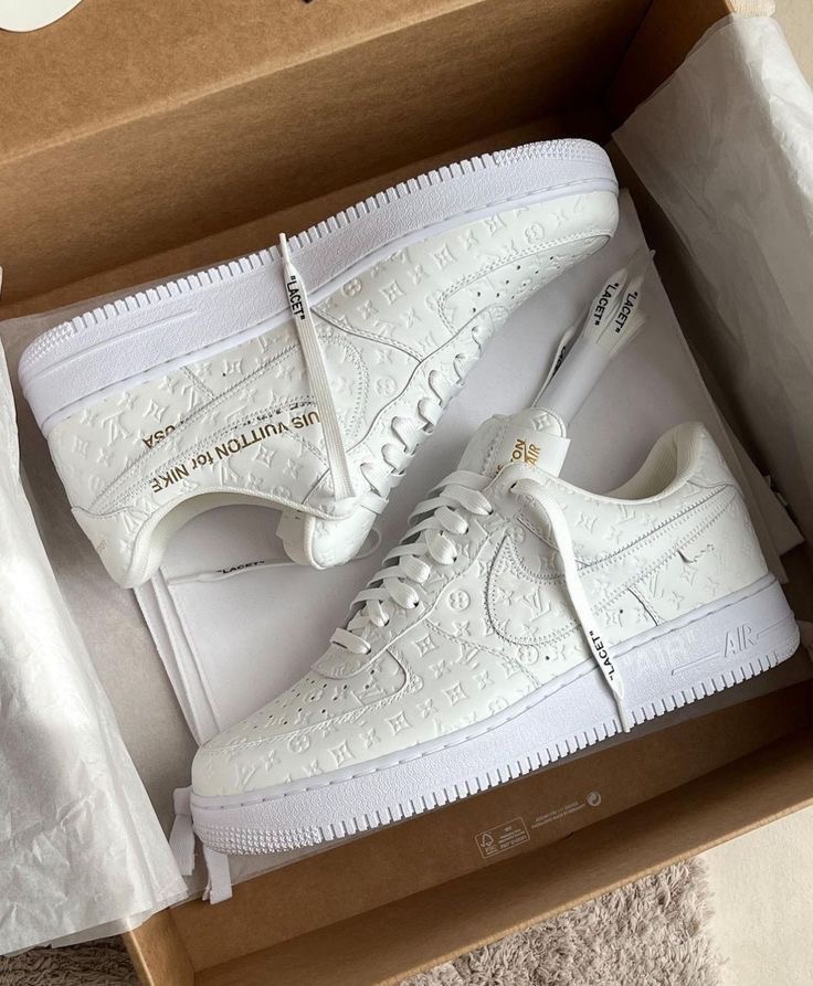 Premium Quality LV Nike White