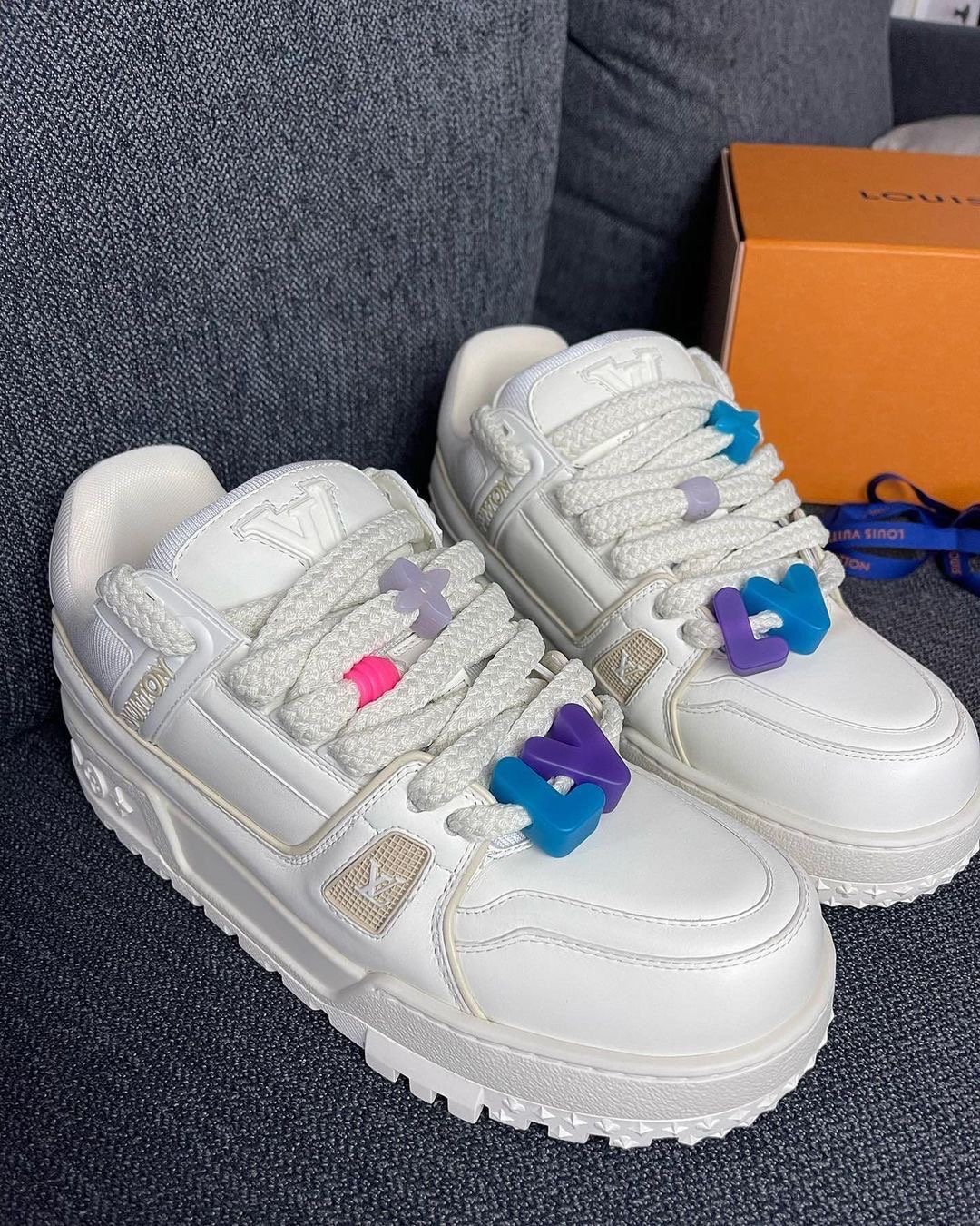 Premium Quality LV White multi