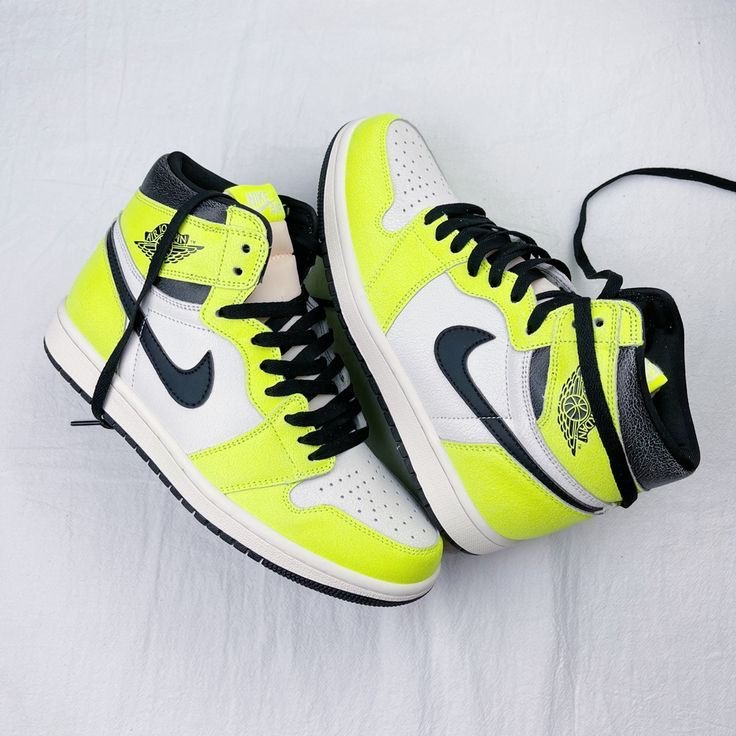 Premium Quality Hightop Lemon cracked skin Jordan