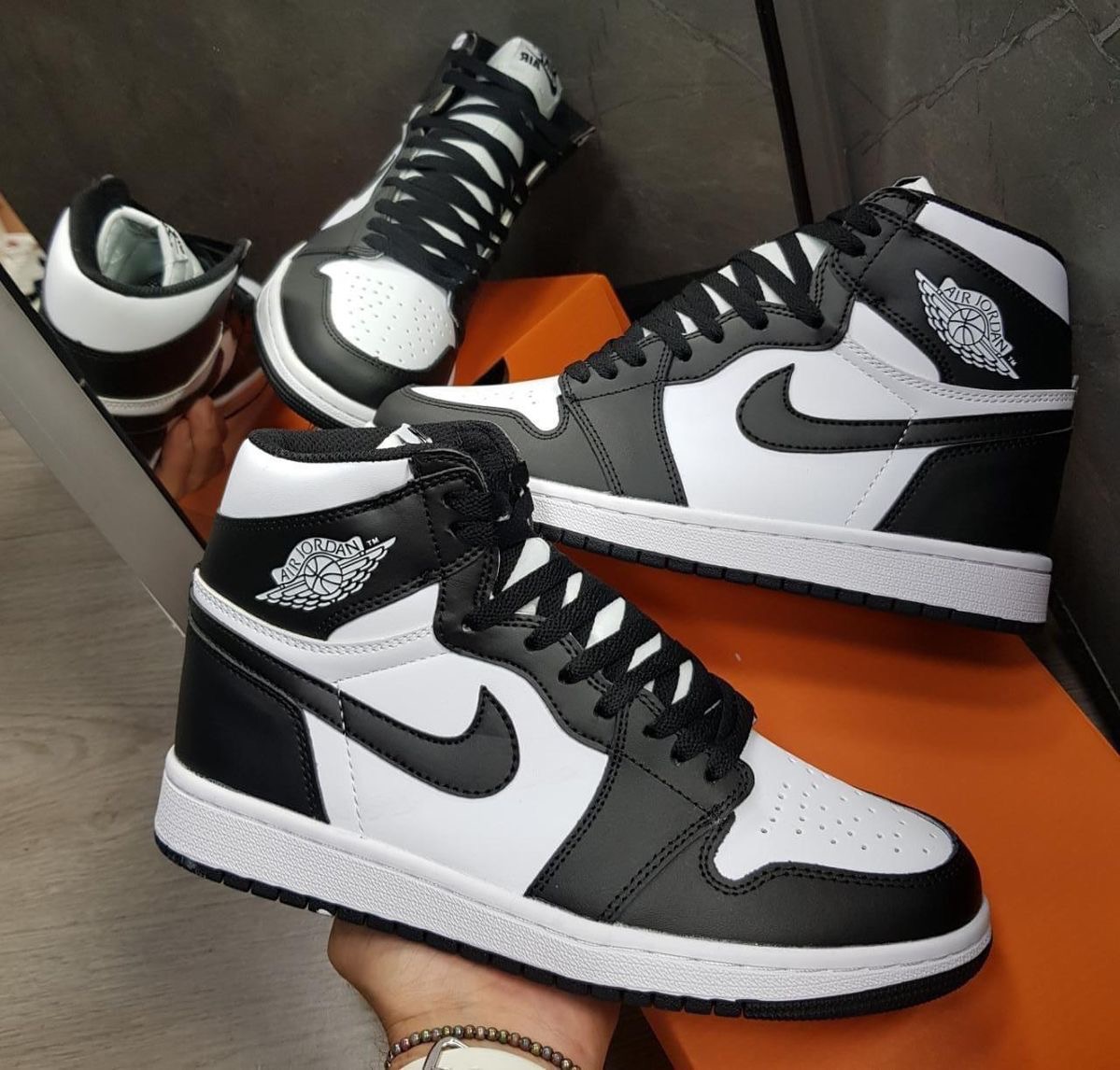 Premium Quality Hightop Jordan Panda 🐼
