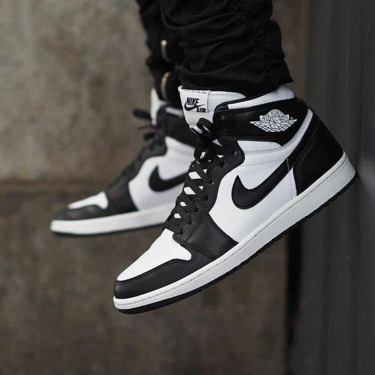 Premium Quality Hightop Jordan Panda 🐼