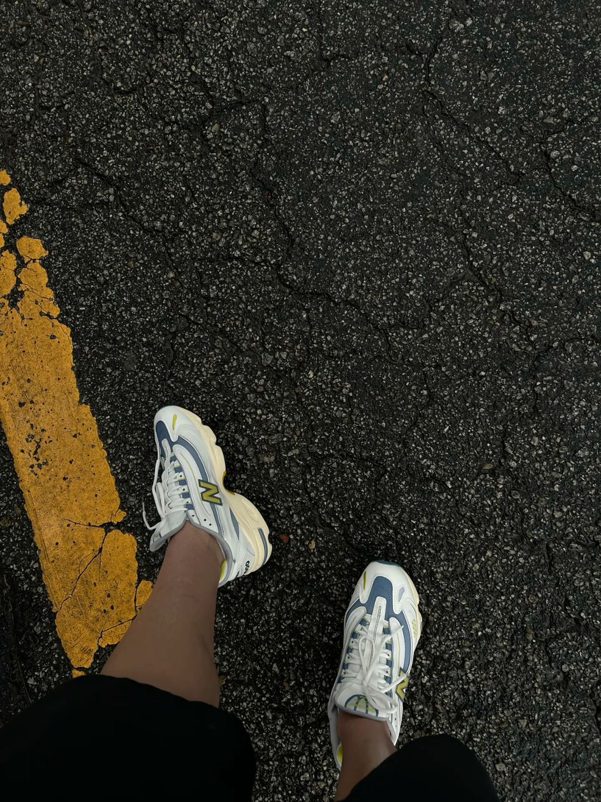 New Balance 1000 Premium Quality nude/yellow