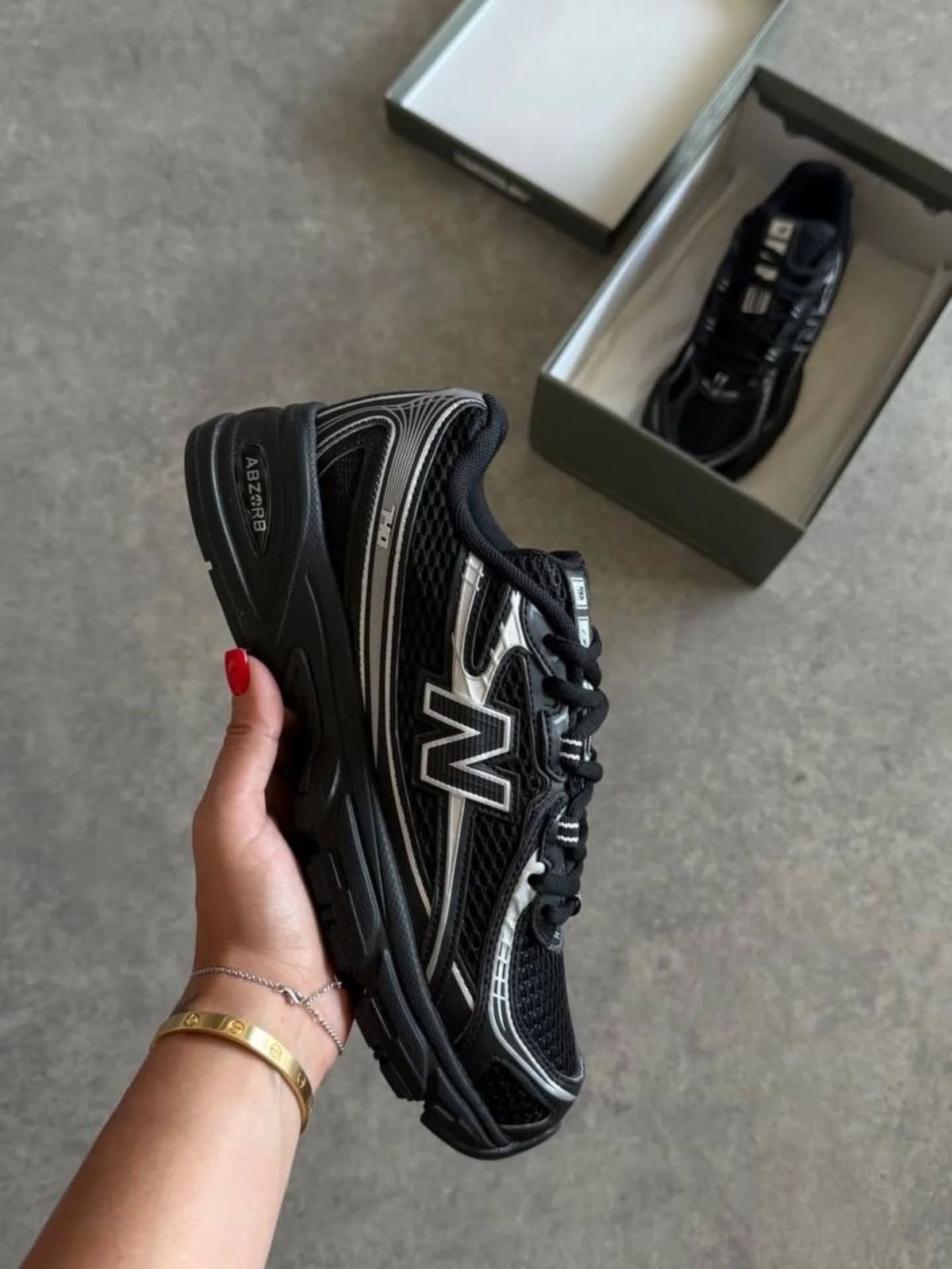 Black New Balance 740 .Premium Quality