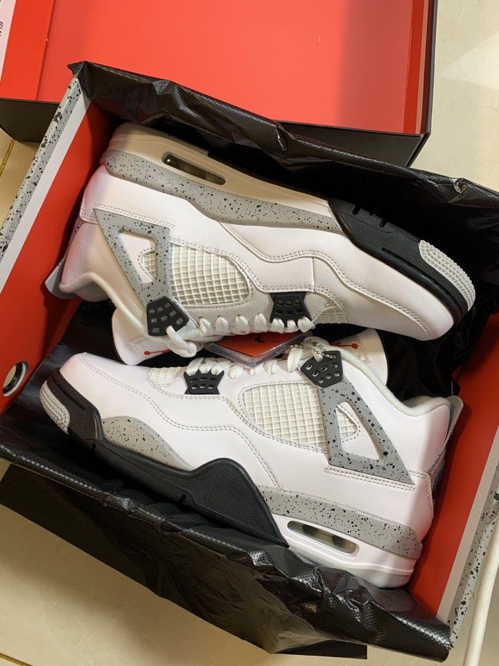 JORDAN 4 CEMENT PREMIUM QUALITY.