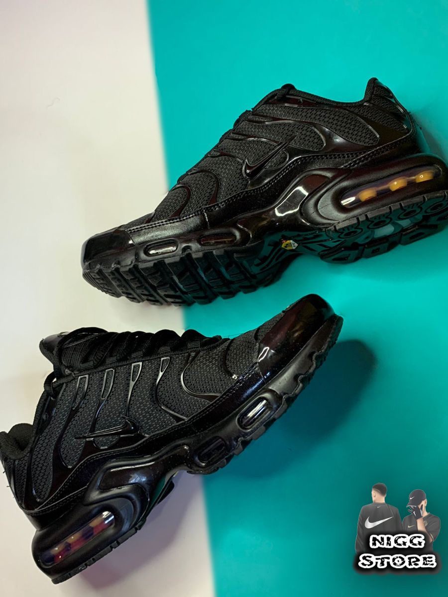 AIRMAX TN BLACK PREMIUM